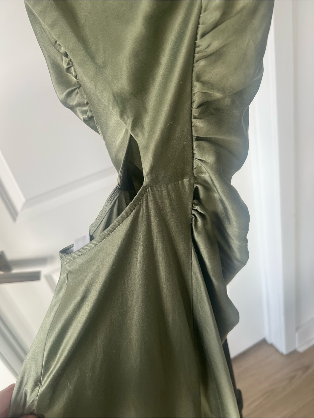 Reformation Casette Silk Dress (Artichoke Green) - Size 2 - Picture 6 of 10